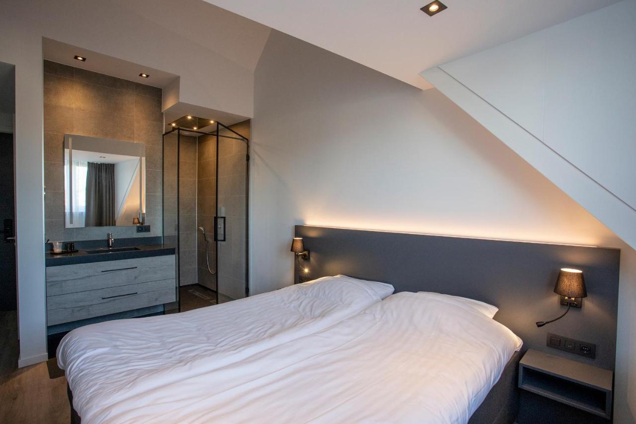 Hotel Tholen 2*